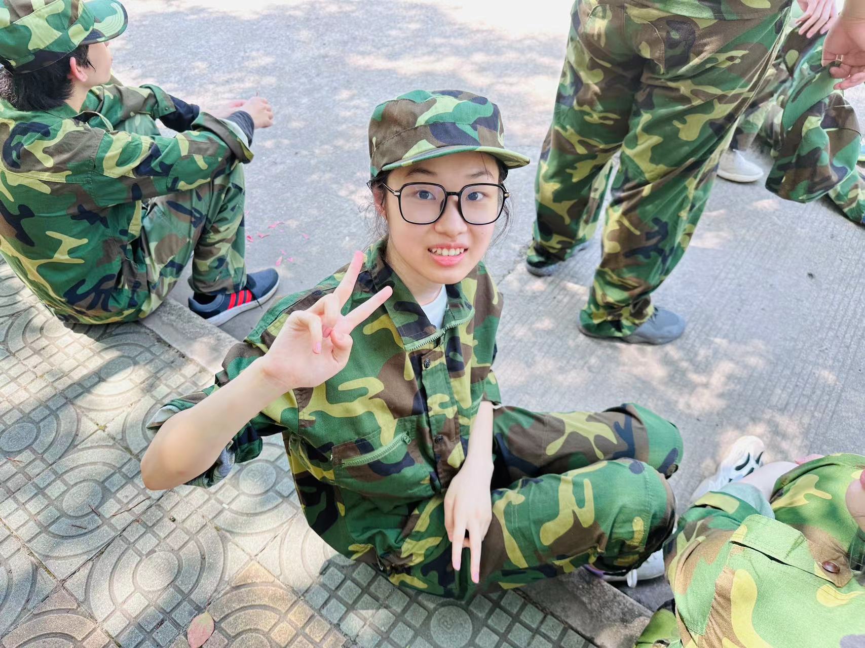 王姿霖.jpg